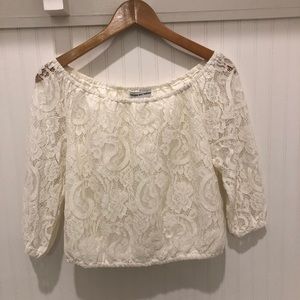 Cupcakes & Cashmere Lace blouse szXS